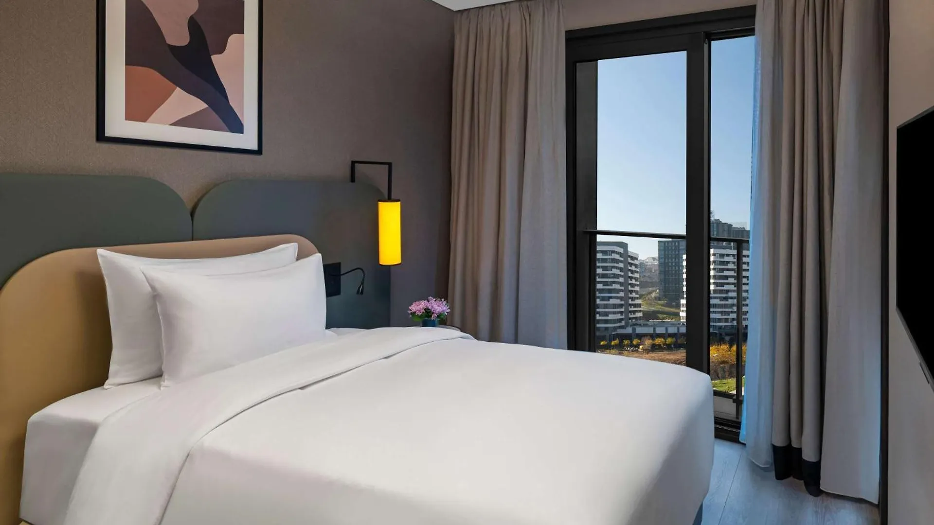 Moevenpick Living Istanbul Saklivadi Hotel 0*,